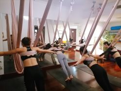 -Yvon yoga 瑜伽·精准体态管理中心