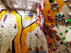 -问山MountQuest攀岩馆