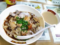 生滚猪粉肠捞河粉-荔林食店(西华路店)