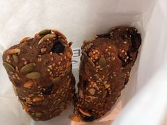 无花果杂粮面包-BAKER&SPICE(安福路店)