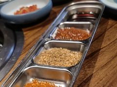 -明洞阿姨·韩式酱蟹烤肉·创意料理(三元桥店)