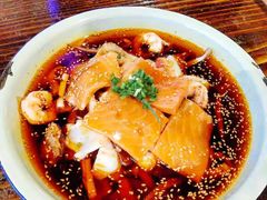 -马路牙子地桌烤肉(工体店)