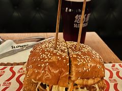 无鱼伦比汉堡-悠航SLOWBOAT(三里屯店)