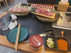 -臻牛烤肉