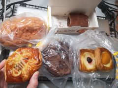 网红巧克力脏脏派糕点-味多美蛋糕(八大处店)