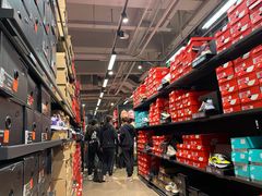 -NIKE上海青浦优选体验店