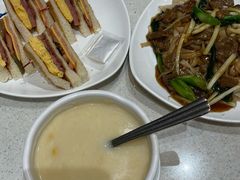 -香港新发烧腊茶餐厅(水围店)