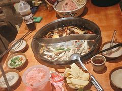 -周小明火锅(黑金冠社区店)