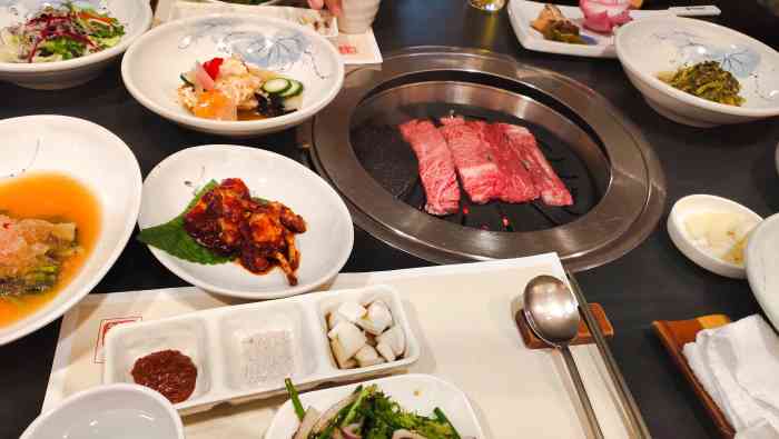 一品韩牛-"很贵,人均吃了一千多人民币,但是真的很好.