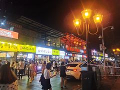 门面-八一好吃街·高品美食广场