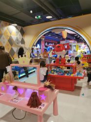 -哈尼鹿儿童乐园(长沙梅溪湖步步高店)