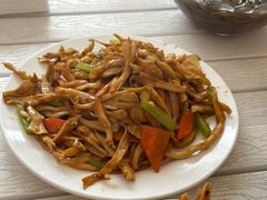 肉炒栗树蘑菇-何适山庄 ·可团建(水长城P2停车场店)