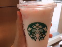 草莓酸奶星冰乐-星巴克(深圳布吉万象汇4F店)