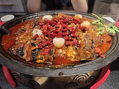 -辣尚瘾·烤鱼·新川菜(牡丹园直营店)