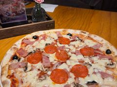 -JINNS锦时 steak&pizza(浸信会礼拜堂旧址店)