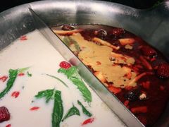 -湊湊火锅·茶憩(打浦桥日月光店)