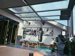 -Liking Fit24小时智能健身(金汇路韩国街店)