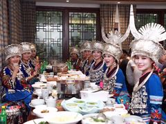 -千户苗寨长桌宴