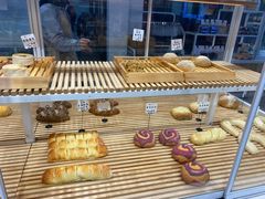 -焙丽拾光(麦凯乐直营店)