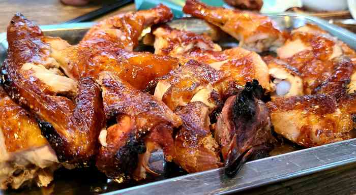 一年多之后再访会同村变化实在大一栋栋青砖碧瓦的小别墅矗立在眼前有