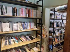 -麦田书店(国防路店)