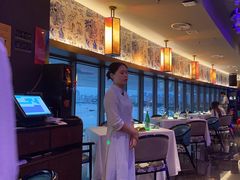 -悦江(梅奔中心店)