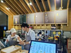 -焙丽拾光(麦凯乐直营店)