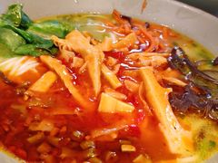 苗家口味酸笋圆粉-百春原湖南牛肉粉(百联世纪店)
