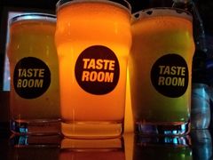 -TASTE ROOM Bar