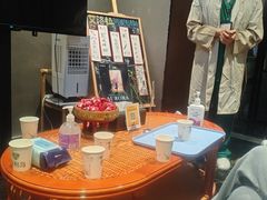-屋有岛沉浸游戏旗舰店(中山公园店)