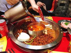 -谭鸭血老火锅(七宝万科广场店)
