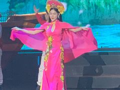 -金东尼人妖秀