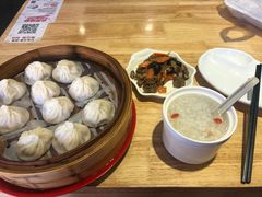 -玖鲜小笼(中山广场店)