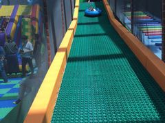 -蒙特利亲子乐园