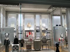 -Dior迪奥(恒隆广场童装店)