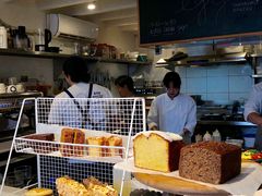 面包甜点陈列柜-Egg•Allday Brunch(襄阳北路店)