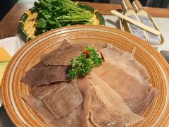 -尚尚仙·酸汤猪手·猪肚鸡火锅(华联万柳购物中心店)