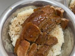 -梁阿婆廿年老牌扣肉糯米饭