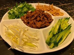 京酱肉丝-我去·春饼文化主题餐厅(国定路总店)