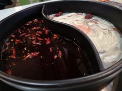 鸳鸯锅底-钢管厂歆瑞源油卤串串香(春熙路太古里店)