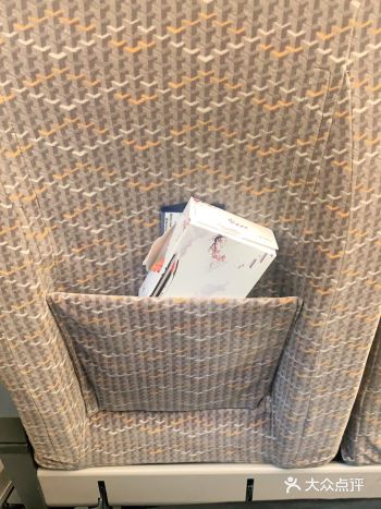 出差座了几年深圳至福州一条线的高铁和动车，头一次在复