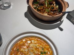 -八府香鸭·啫啫煲(华山路店)