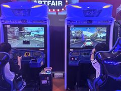 -爱玩嘉年华(龙湖曲江天街店)