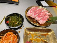 -KING KU卿古·炭火烤肉(临平银泰城店)