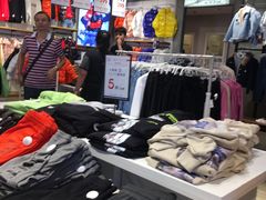 -metersbonwe(中华城店)