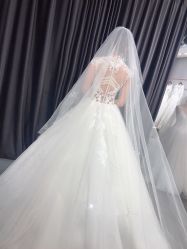 点击看大图 -艾米丽婚纱礼服