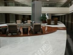 -上海滴水湖皇冠假日酒店