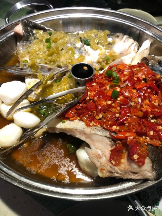 望湘园·湖南菜(朝阳大悦城店)剁椒双色鱼头图片