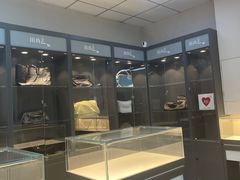 -用真奢侈品名表名包回收中心(朝阳万达店)
