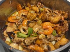 -七欣天香辣蟹火锅(无锡金太湖国际城店)